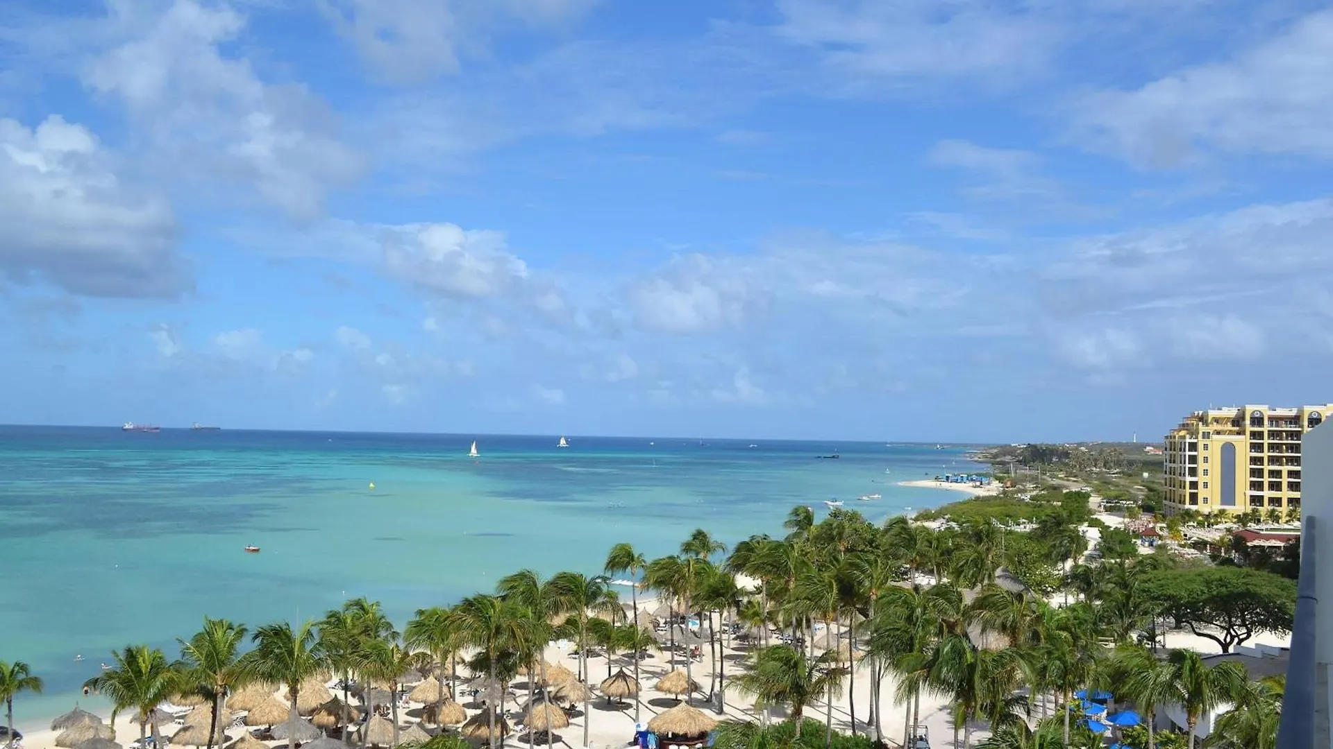 ****  Aruba Marriott Resort & Stellaris Casino Palm Beach Aruba